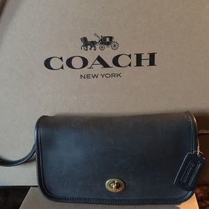 🌹 Authentic Vintage COACH  pocketbook